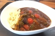 夏野菜のカレーうどん