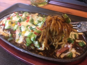 焼カレーラーメンのサムネイル